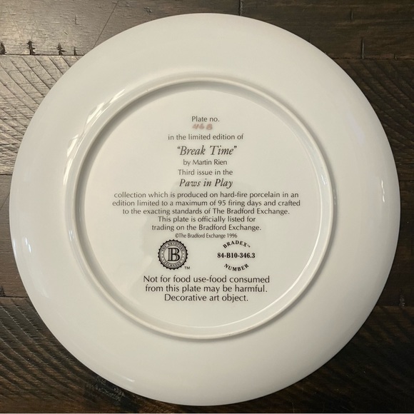 The bradford Exchange 1995 "Paws in play" collectibles - Picture 5 of 9